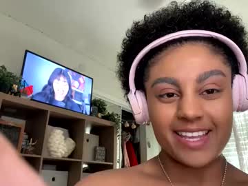 Madie_Rags1523 May 25, 2026 Chaturbate stream image