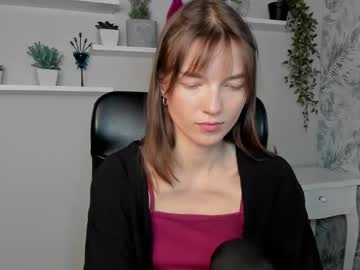 Kirabliss28 May 26, 2026 Chaturbate stream image