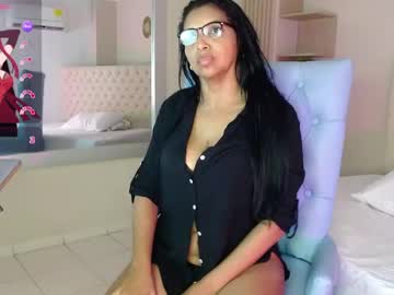 Isabella_Noir_9 May 26, 2026 Chaturbate stream image