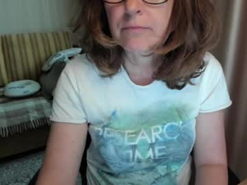 Lauraoven1 May 26, 2026 Chaturbate stream image