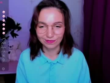 Kindhazelhere_ May 27, 2026 Chaturbate stream image