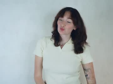 Lilliauvalle May 27, 2026 Chaturbate stream image