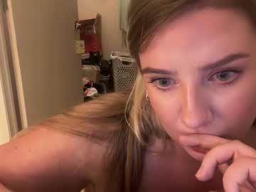 Bluevelvetangel May 27, 2026 Chaturbate stream image