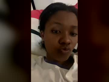 Natalie19240216 May 27, 2026 Chaturbate stream image
