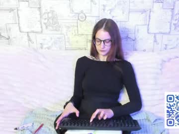 Krisdoeill May 29, 2026 Chaturbate stream image