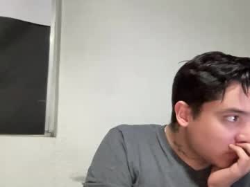 Garypinepineapple stream photo from May 30, 2026