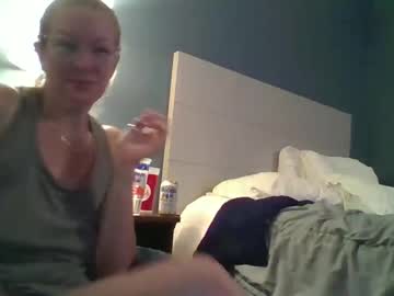 Peanutbutterandjealous1 May 31, 2026 Chaturbate stream image