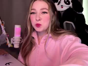 Melindahorsely June 01, 2026 Chaturbate stream image