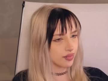 Eevamarie June 01, 2026 Chaturbate stream image