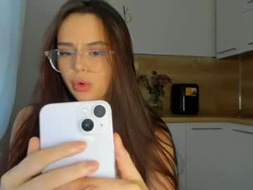 Mandi_Fox June 01, 2026 Chaturbate stream image