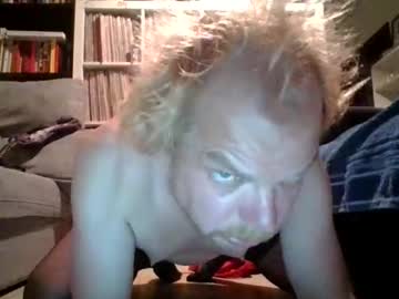 Bengeberit2 June 02, 2026 Chaturbate stream image