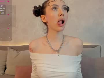 Bunnybluess June 02, 2026 Chaturbate stream image