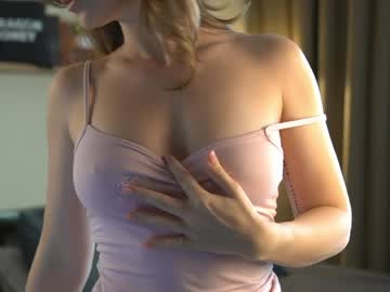 2girls_1dream June 03, 2026 Chaturbate stream image