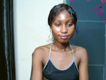 Coco_Petitqueen June 03, 2026 Chaturbate stream image