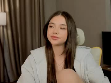 Nutshellz June 03, 2026 Chaturbate stream image
