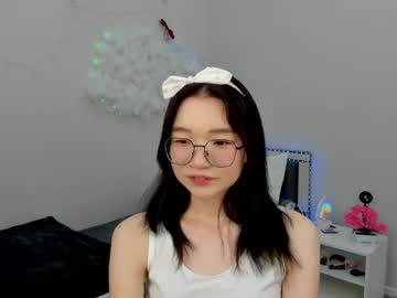 Syuri_Sun June 04, 2026 Chaturbate stream image