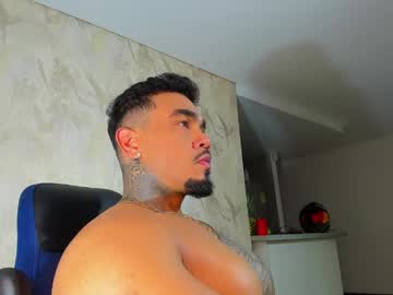 Zeus_Strong93 June 05, 2026 Chaturbate stream image