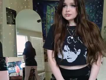 Amaramoonglow June 05, 2026 Chaturbate stream image