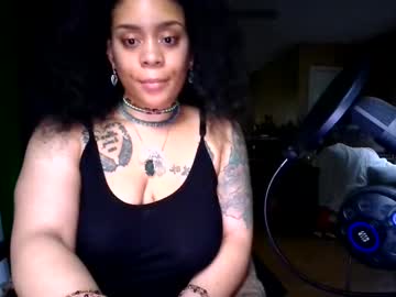 Yellareign June 06, 2026 Chaturbate stream image