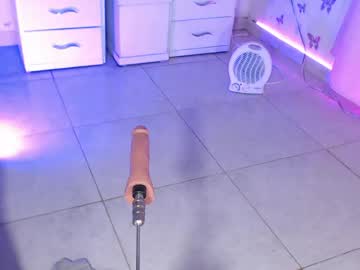 April_Sexycurvy June 07, 2026 Chaturbate stream image