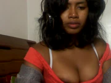 Sexylarra12 June 08, 2026 Chaturbate stream image