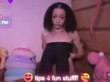 Abruisedpeach June 09, 2026 Chaturbate stream image