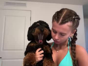 Petite_Pretty22 June 10, 2026 Chaturbate stream image