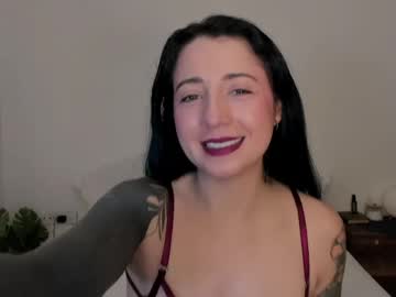 Evangelinelovee June 10, 2026 Chaturbate stream image