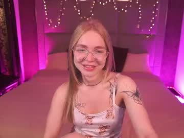 Emilysunshines June 10, 2026 Chaturbate stream image