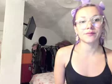 Lilvenice7 June 10, 2026 Chaturbate stream image