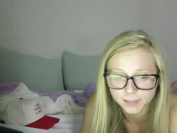 Lexisummers4ever June 15, 2026 Chaturbate stream image