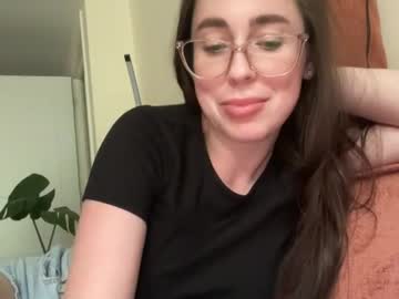 Petitebecky June 15, 2026 Chaturbate stream image
