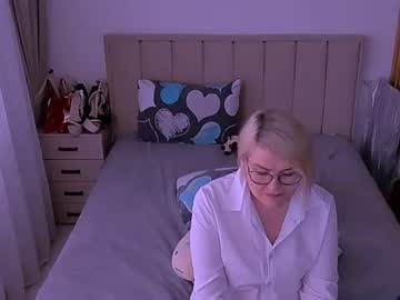 Sabrinamacmarren June 15, 2026 Chaturbate stream image