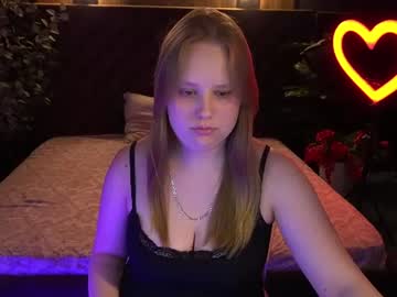 Crystallpaws_ June 16, 2026 Chaturbate stream image