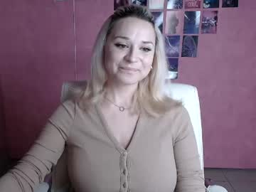 Moonsusanna June 16, 2026 Chaturbate stream image
