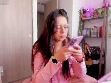 Lauu_R June 16, 2026 Chaturbate stream image