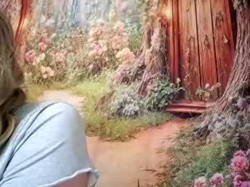 Paisleehaze June 17, 2026 Chaturbate stream image