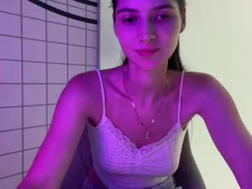 Meralynn June 17, 2026 Chaturbate stream image