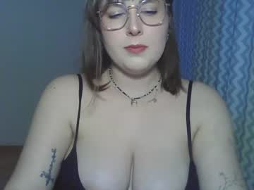 Claralovely June 17, 2026 Chaturbate stream image