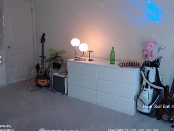 Petitebrat June 17, 2026 Chaturbate stream image