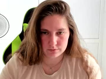 Ravenncloud June 18, 2026 Chaturbate stream image