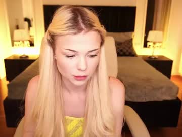 Moonlight_Echo June 18, 2026 Chaturbate stream image