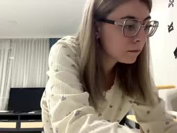 Honeyplonk June 18, 2026 Chaturbate stream image