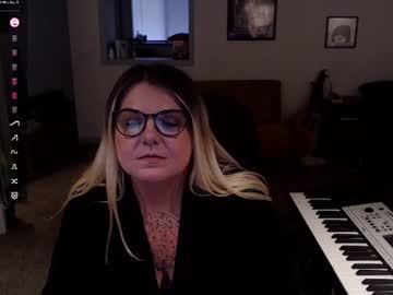 Beccalubov June 19, 2026 Chaturbate stream image