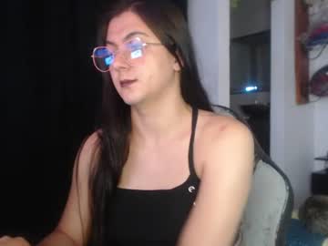Alguien_Mas01 June 19, 2026 Chaturbate stream image