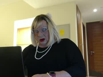 Suzannebanci June 19, 2026 Chaturbate stream image
