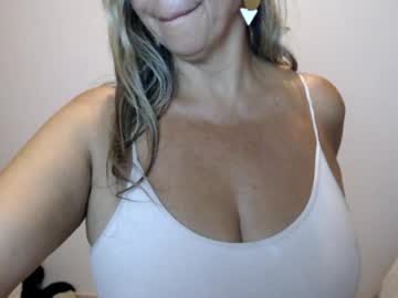 Mollybunny01 June 20, 2026 Chaturbate stream image