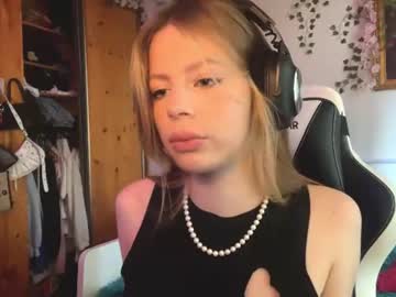 Alliehulick June 21, 2026 Chaturbate stream image