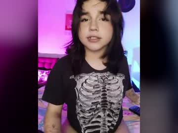Daniellesins1 June 24, 2026 Chaturbate stream image