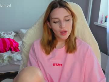 Lunatale June 25, 2026 Chaturbate stream image